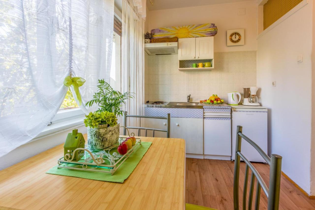 Apartments Marmar ツリクヴェニツァ エクステリア 写真